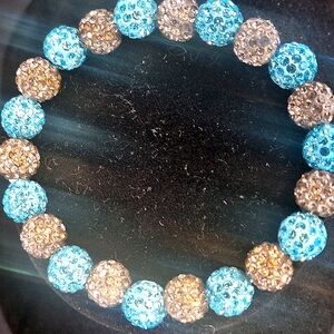 HANDMADE BRILLIANCE ON YOUR WRIST